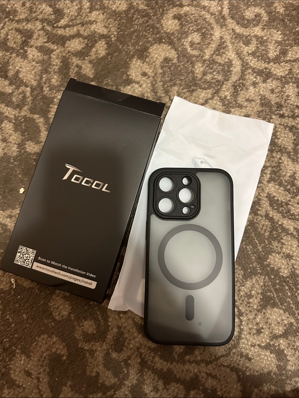 Black MagSafe-Compatible Frosted Phone Case
